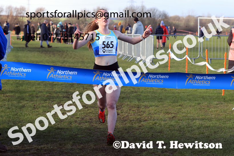 Girls Under-15s 2026 Northern Cross Country Champs., Pontefract Racecourse, Pontefract. Photo: David T. Hewitson/Sports for All Pics